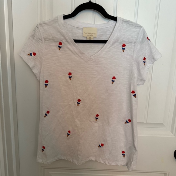 Cynthia Rowley Tops - Cynthia Rowley White V-Neck Tee with Red & Blue Ice Cream Embroidery